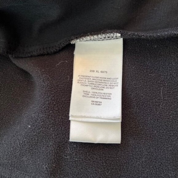 Columbia Jacket with fur trim - Picture 6 of 6